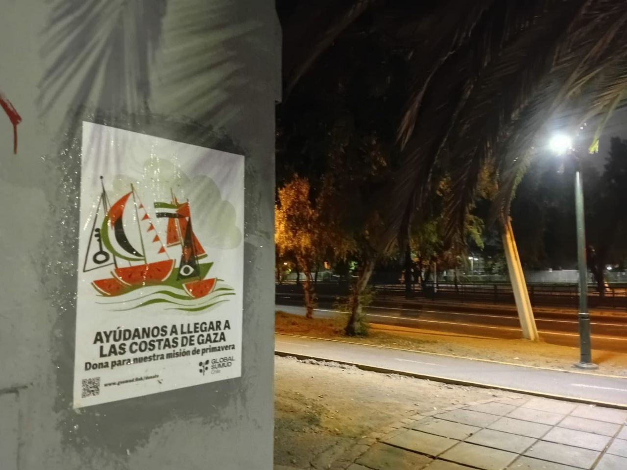 Peganding afiches para la Sumud